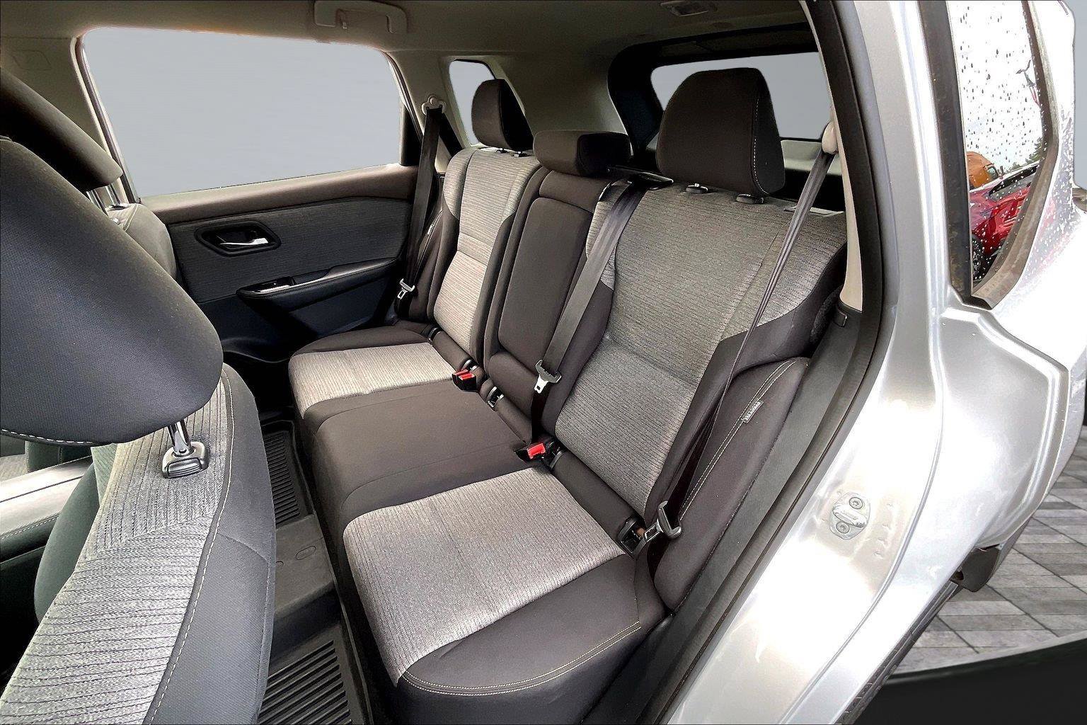 Certified 2021 Nissan Rogue SV FWD image 26