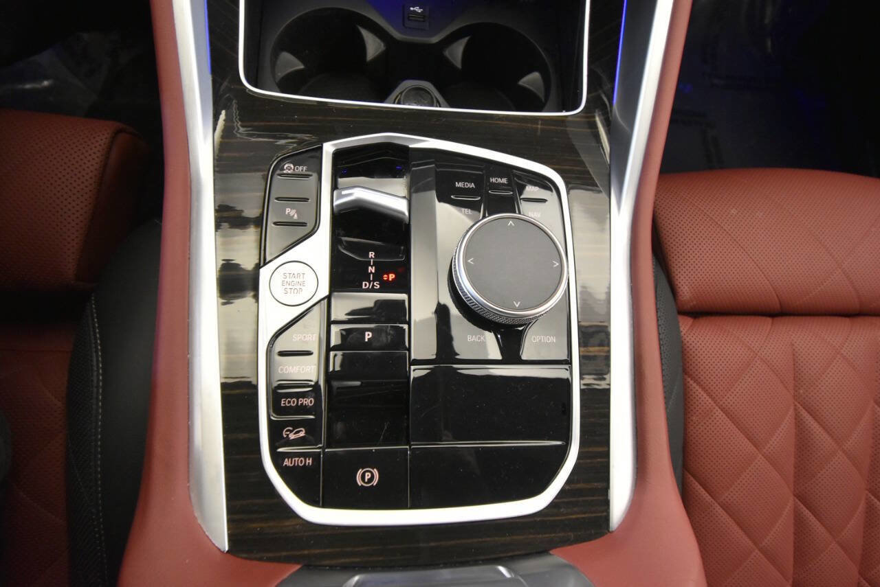 Used 2025 BMW X6 xDrive40i w/ Climate Comfort Package image 30