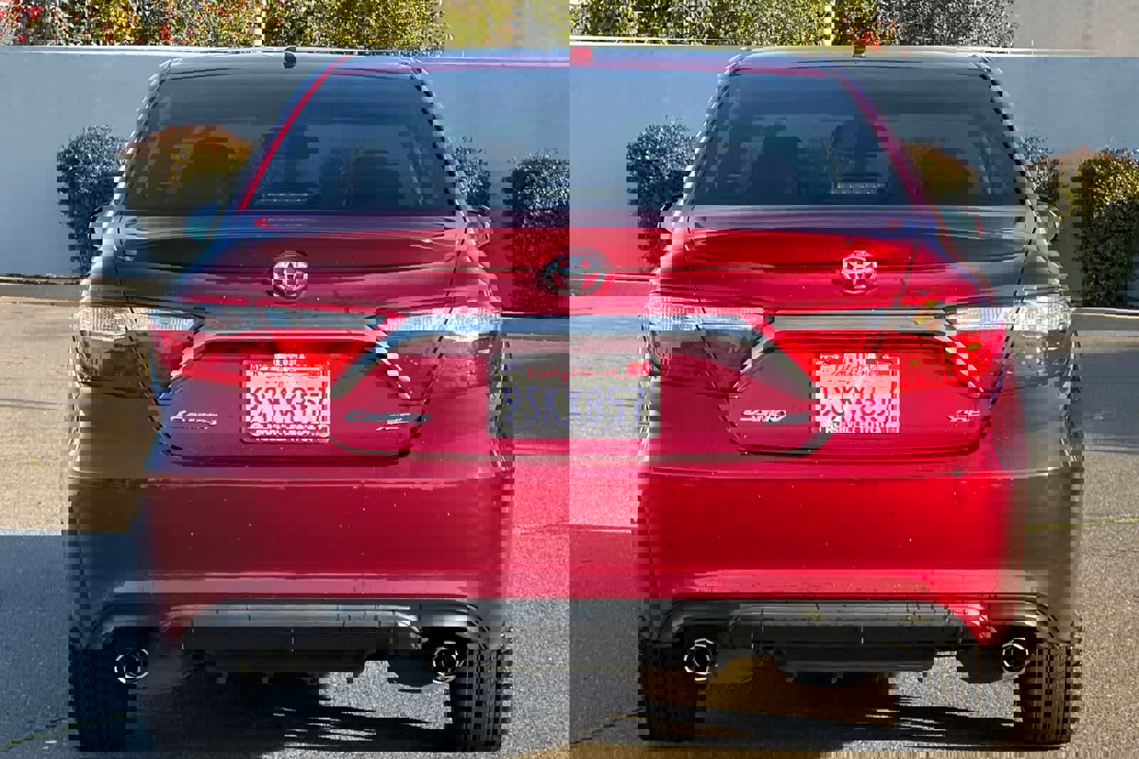 Used 2015 Toyota Camry XSE w/ Advanced Technology Package image 8