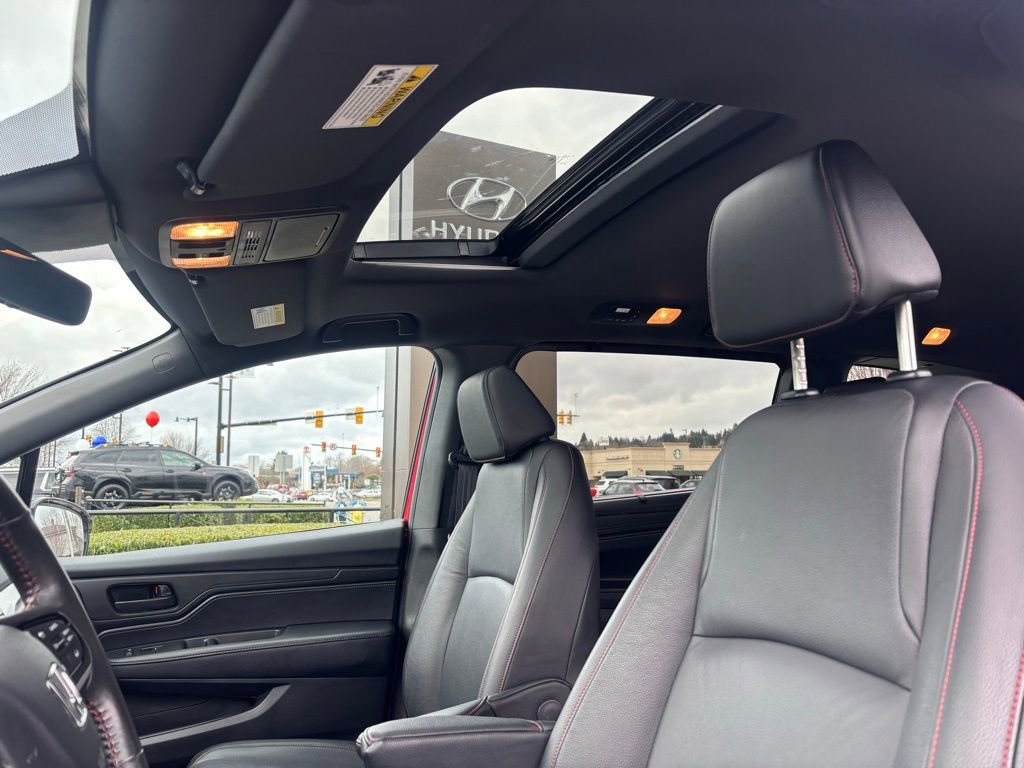 Used 2025 Honda Odyssey Sport-L image 8