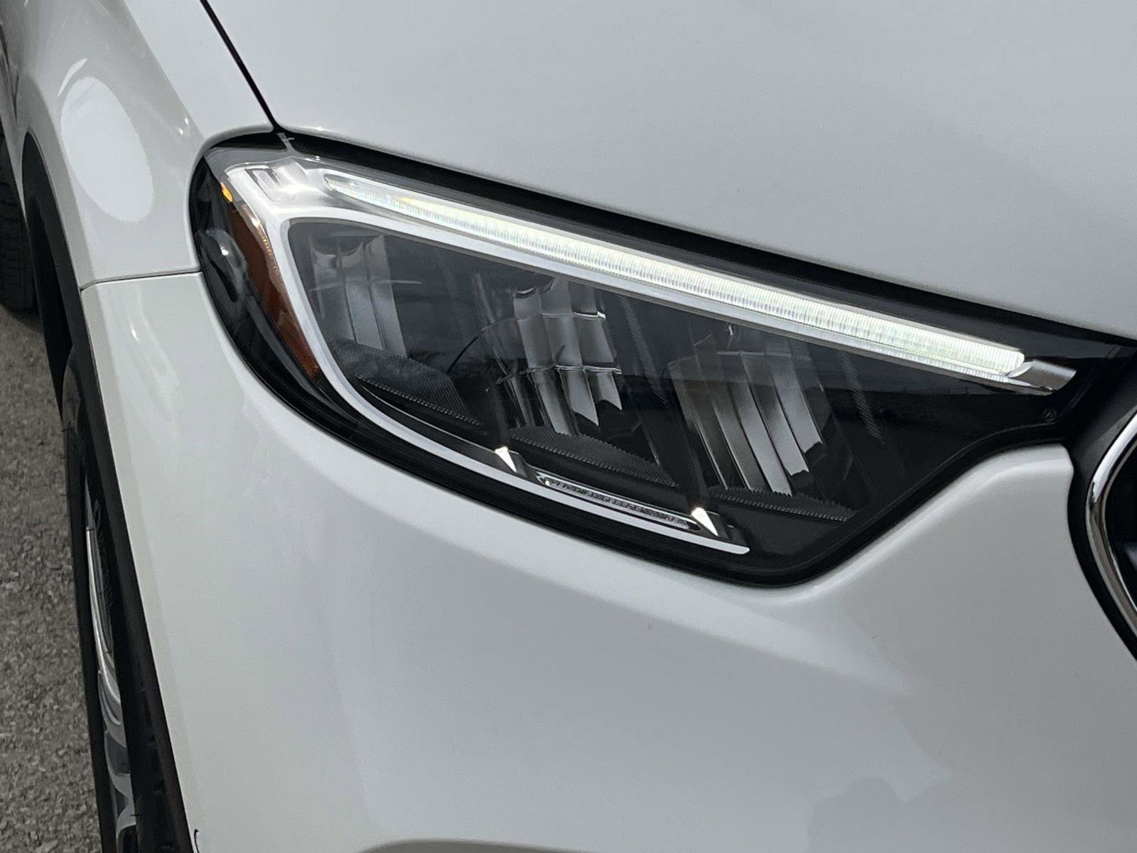 Certified 2025 Mercedes-Benz GLC 300 image 8