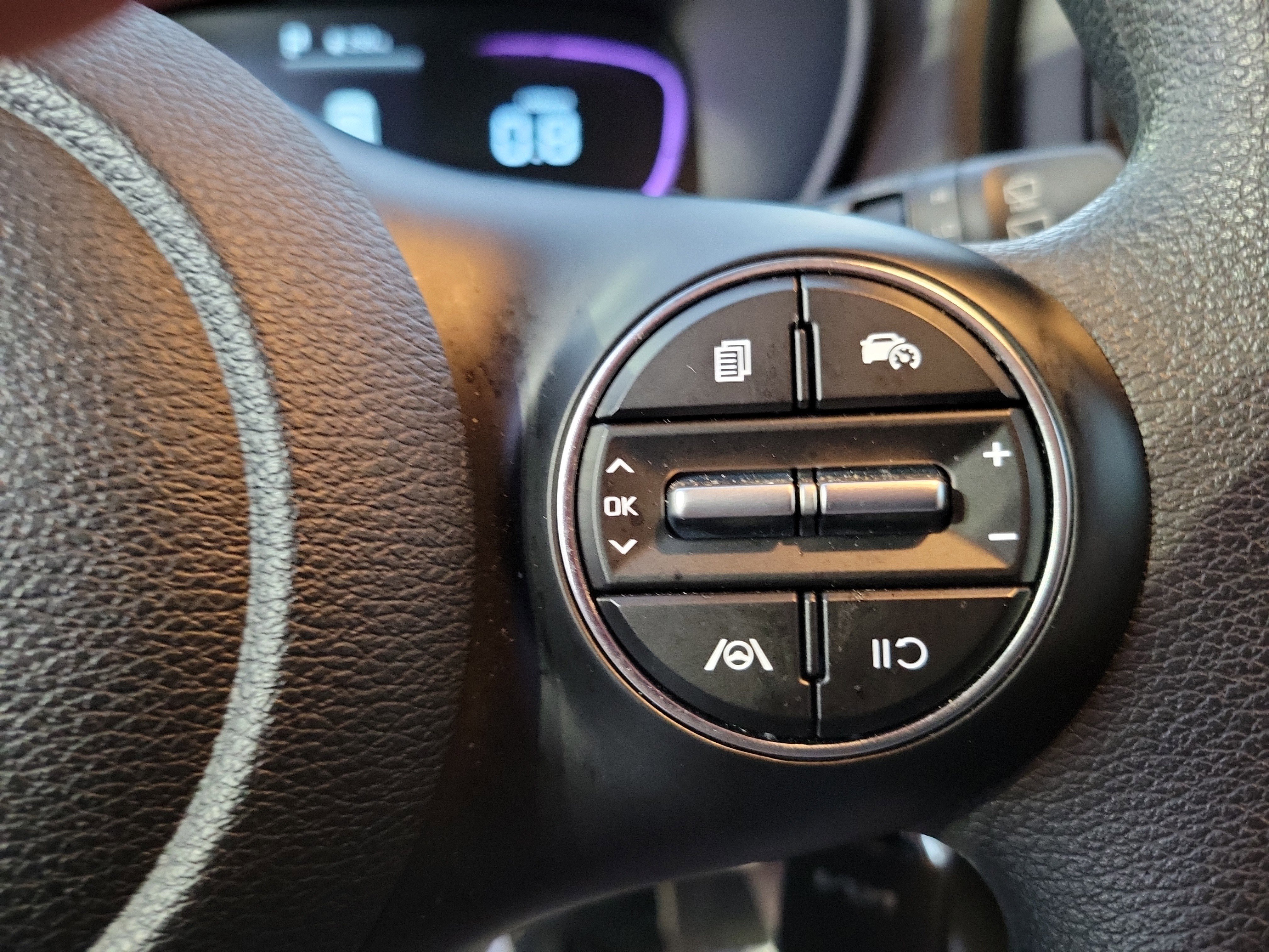 Used 2025 Kia Soul LX image 8