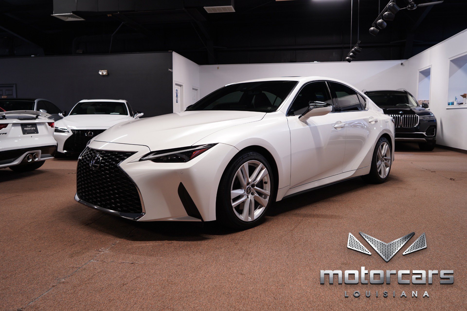 Used 2023 Lexus IS 300 w/ Comfort Package RWD image 3