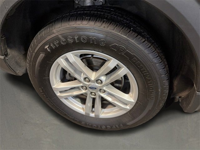 Used 2023 Ford Explorer XLT w/ Equipment Group 202A image 9