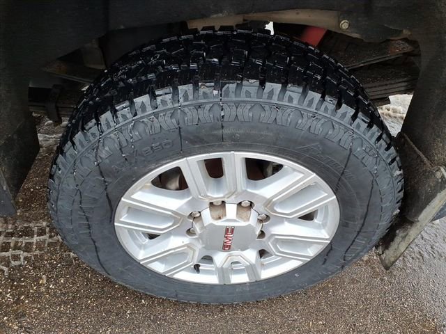 Used 2022 GMC Sierra 3500 SLT w/ SLT Convenience Package image 21