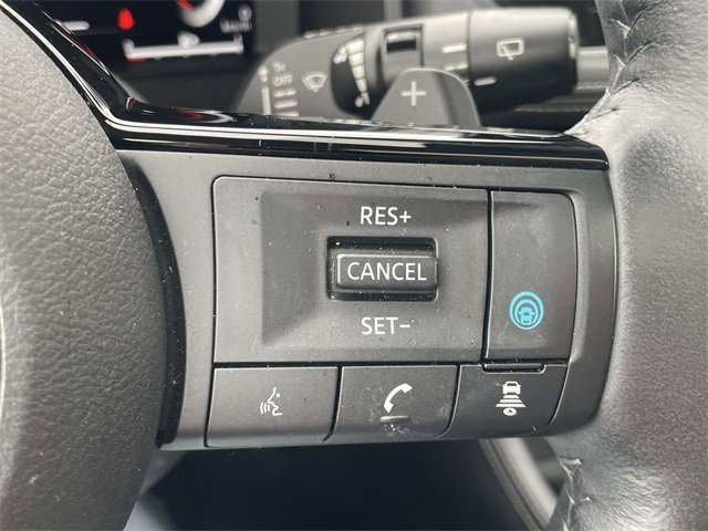 Used 2022 Nissan Rogue Platinum w/ Head-Up Display Package image 26