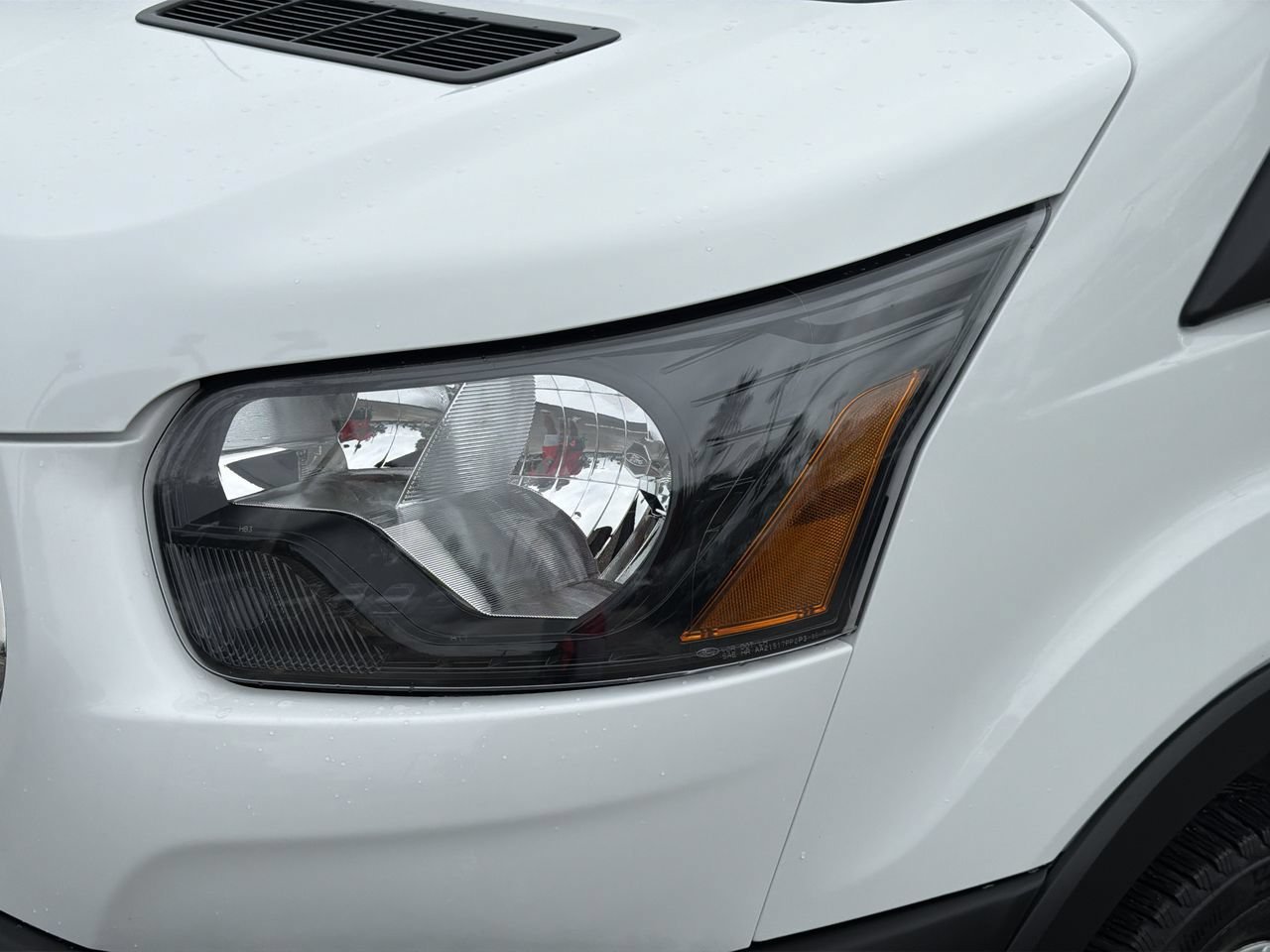 Used 2025 Ford Transit 250 Low Roof w/ Exterior Upgrade Package RWD image 6