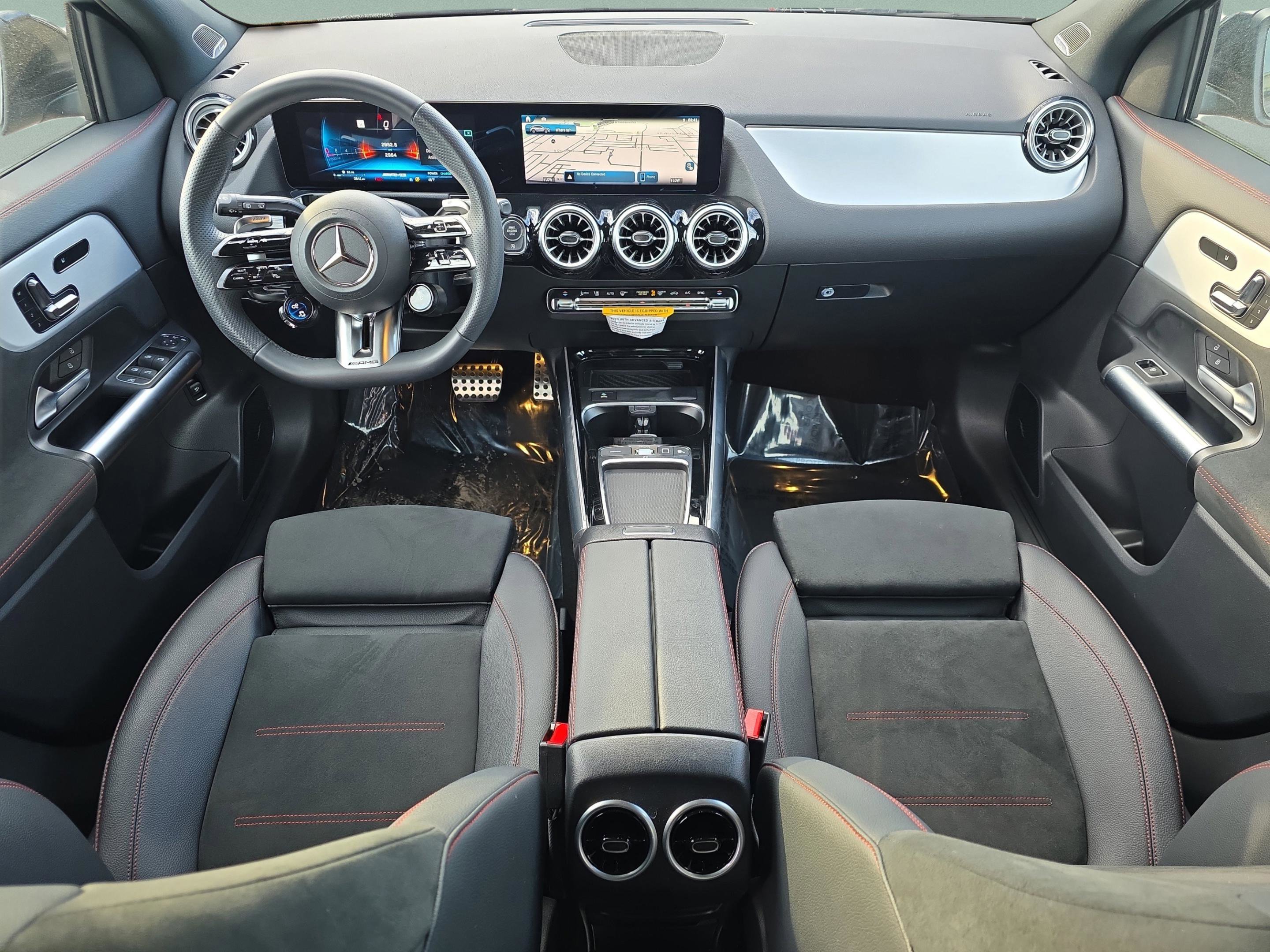 Used 2026 Mercedes-Benz GLA 35 AMG 4MATIC image 10