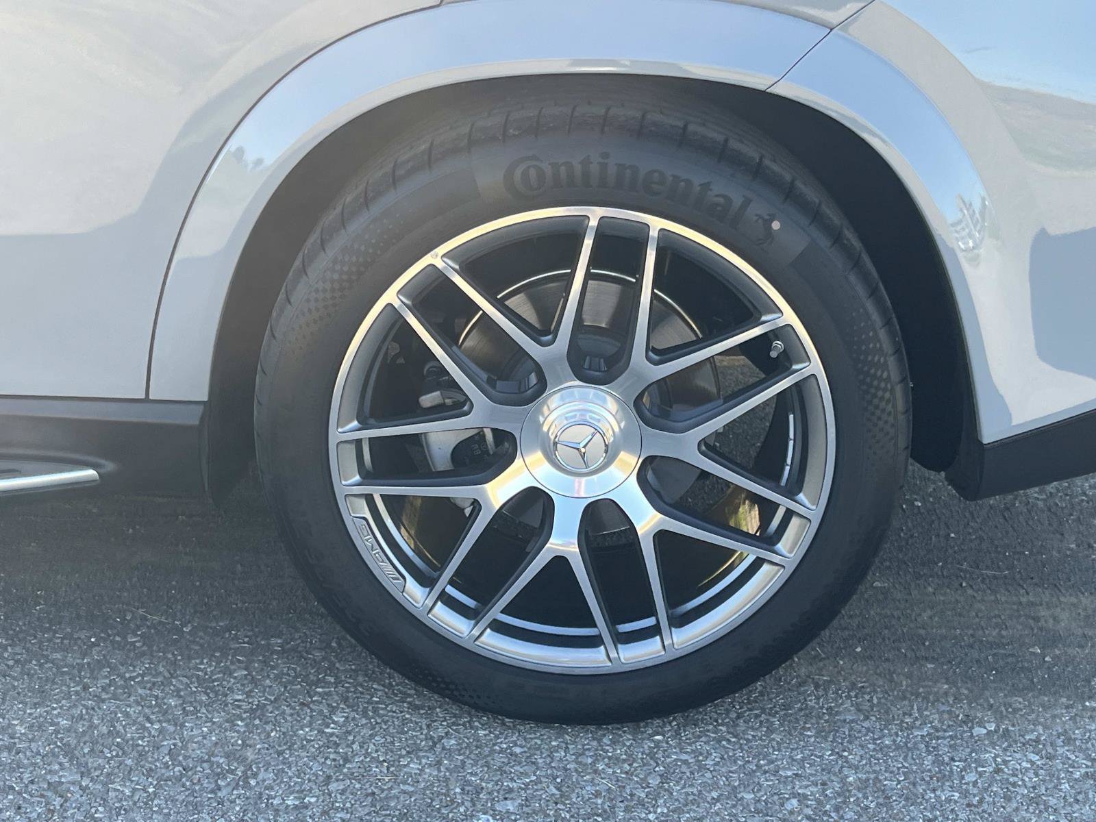 Certified 2025 Mercedes-Benz GLE 53 AMG 4MATIC image 11