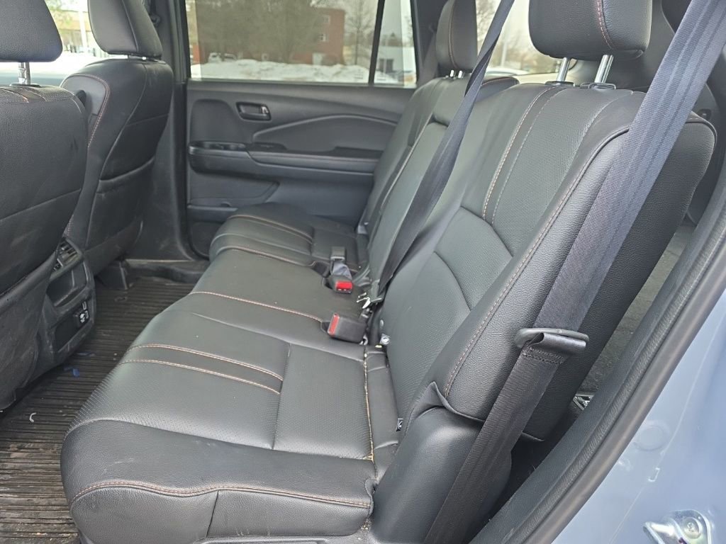 Certified 2023 Honda Passport TrailSport image 25