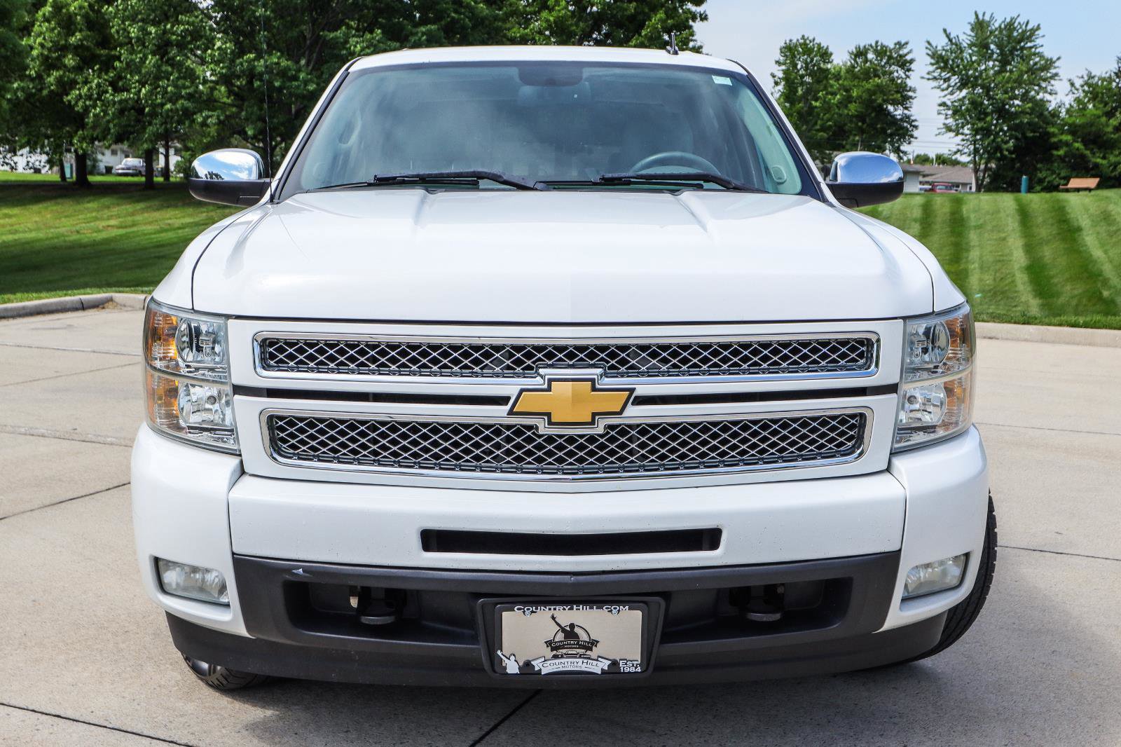 Used 2013 Chevrolet Silverado 1500 LTZ w/ LTZ Plus Package AWD/4WD image 12