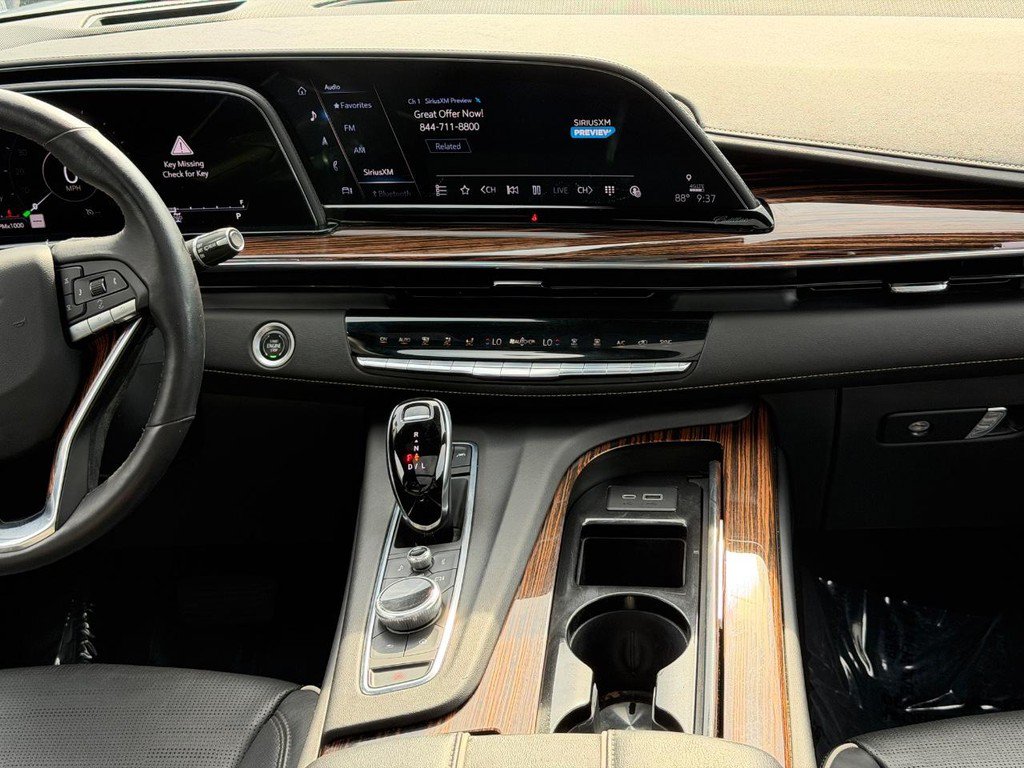 Used 2021 Cadillac Escalade ESV Premium Luxury AWD/4WD image 14