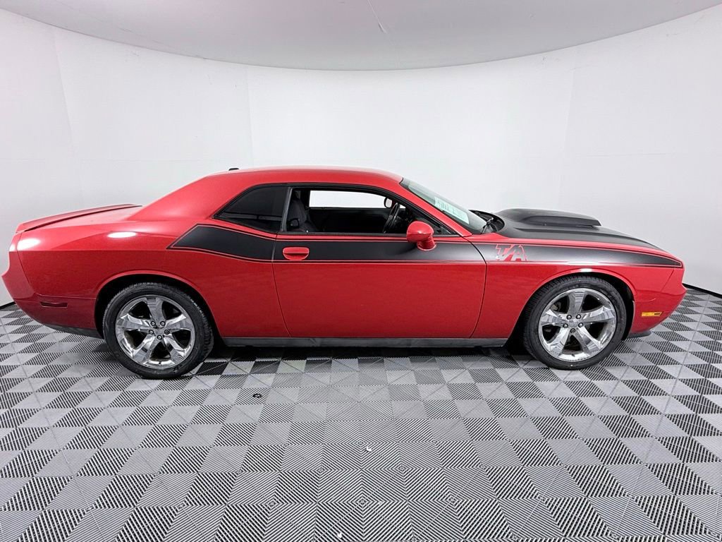 Used 2014 Dodge Challenger R/T image 8