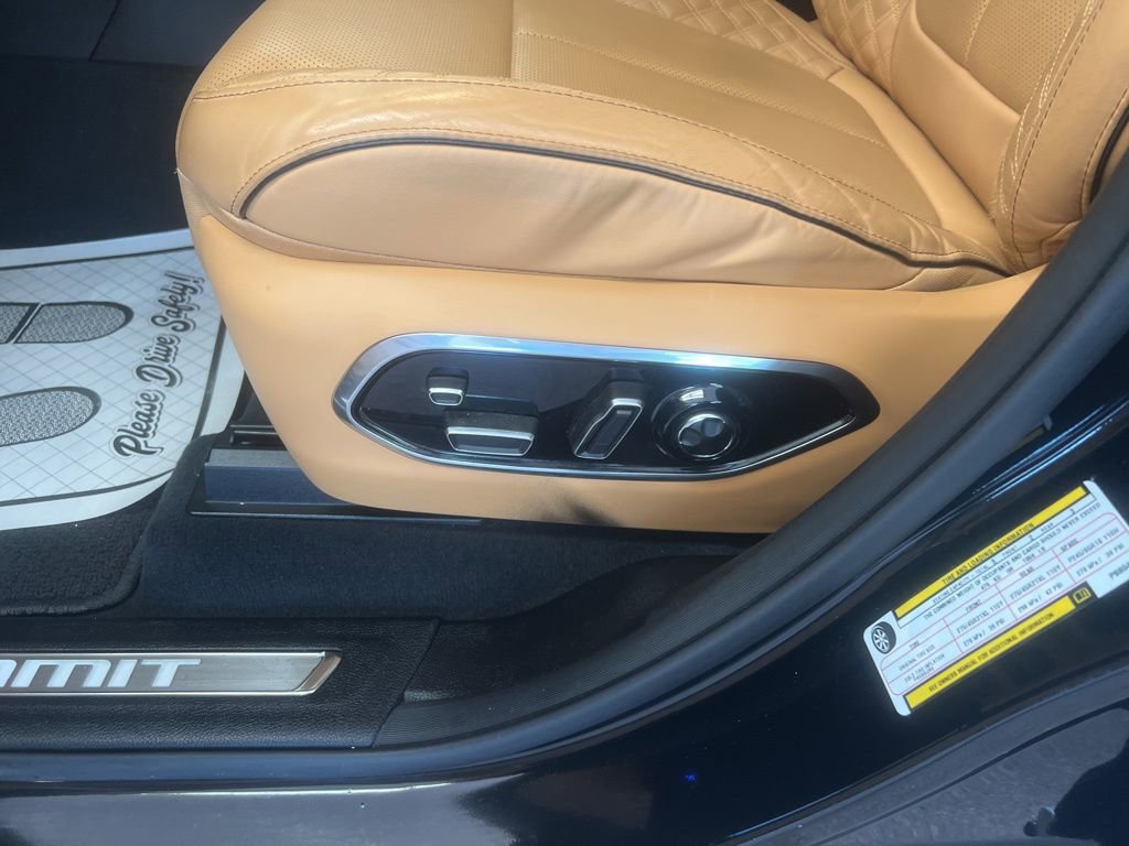 Certified 2023 Jeep Grand Cherokee Summit image 8