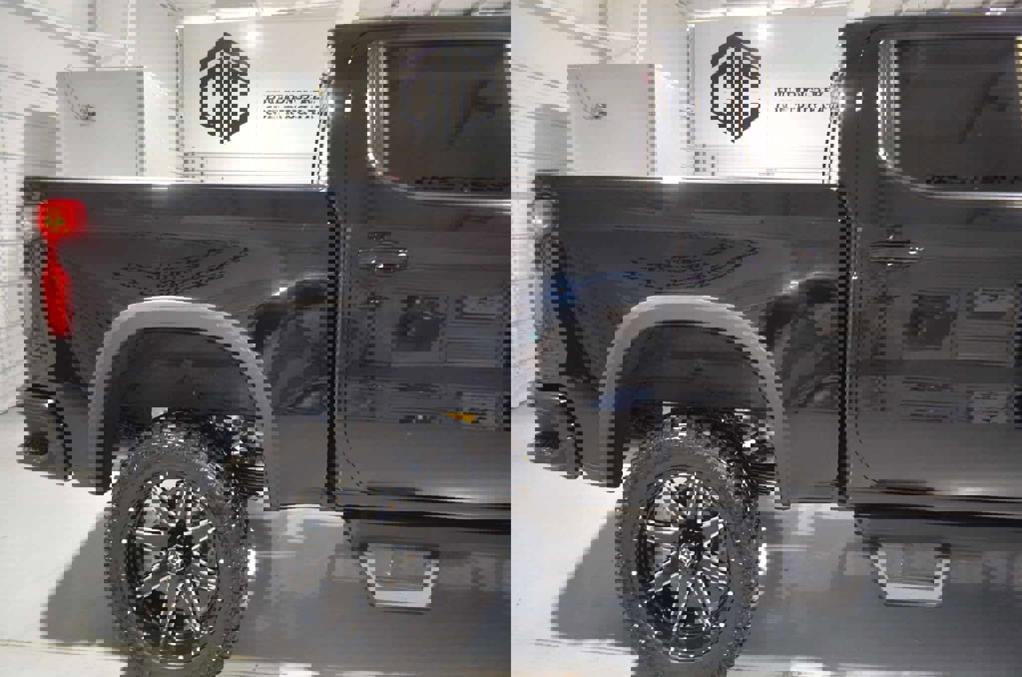 Used 2023 Chevrolet Silverado 1500 ZR2 w/ Technology Package image 8