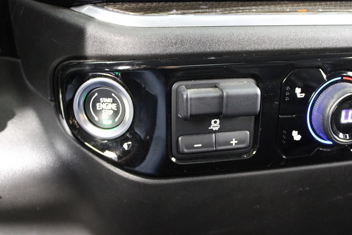 Used 2025 Chevrolet Silverado 1500 LT RWD image 25