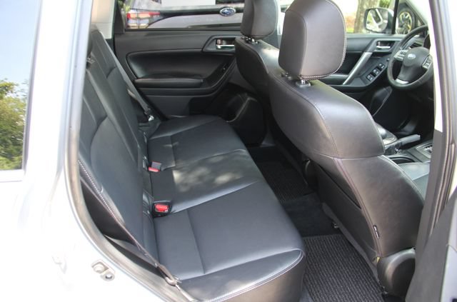 Used 2014 Subaru Forester 2.5i Limited AWD/4WD image 38