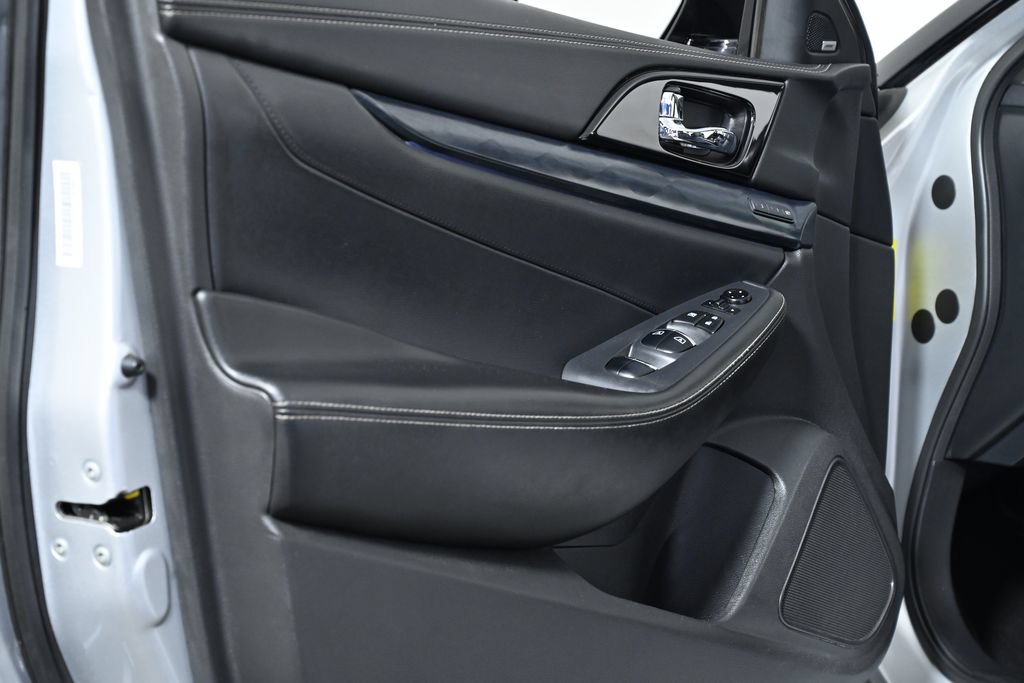Certified 2020 Nissan Maxima Platinum w/ Sport Mat Group FWD image 31