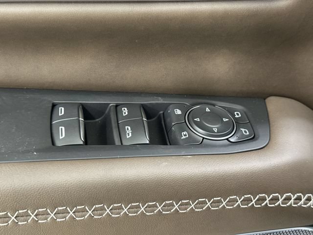 New 2026 GMC Yukon XL Denali Ultimate w/ LPO, Floor Liner Package AWD/4WD image 24