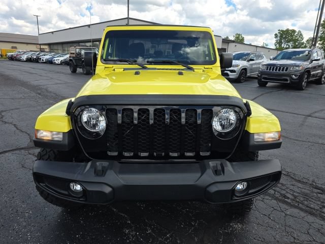 Used 2023 Jeep Gladiator Sport AWD/4WD image 13