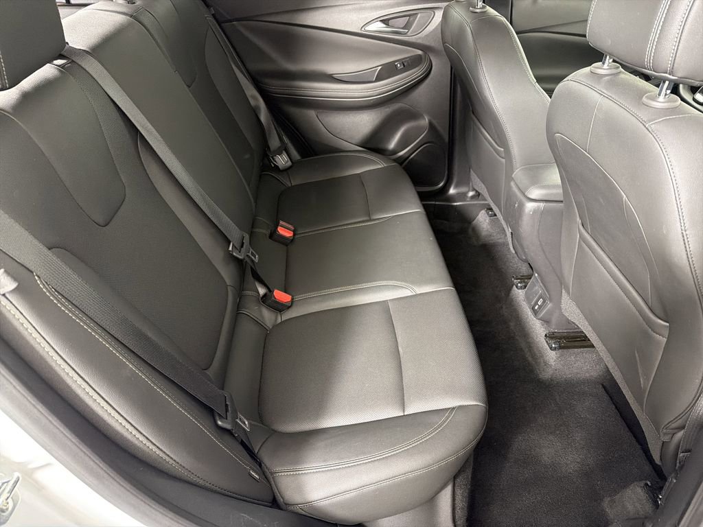 Used 2024 Buick Encore GX Sport Touring image 13