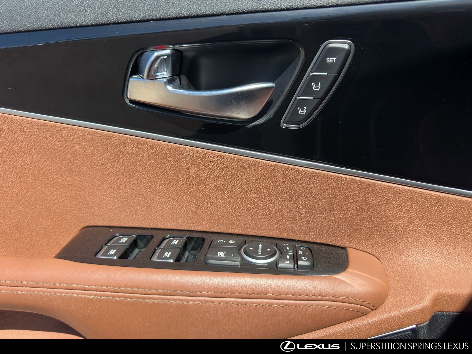 Used 2019 Kia Sorento SX image 14