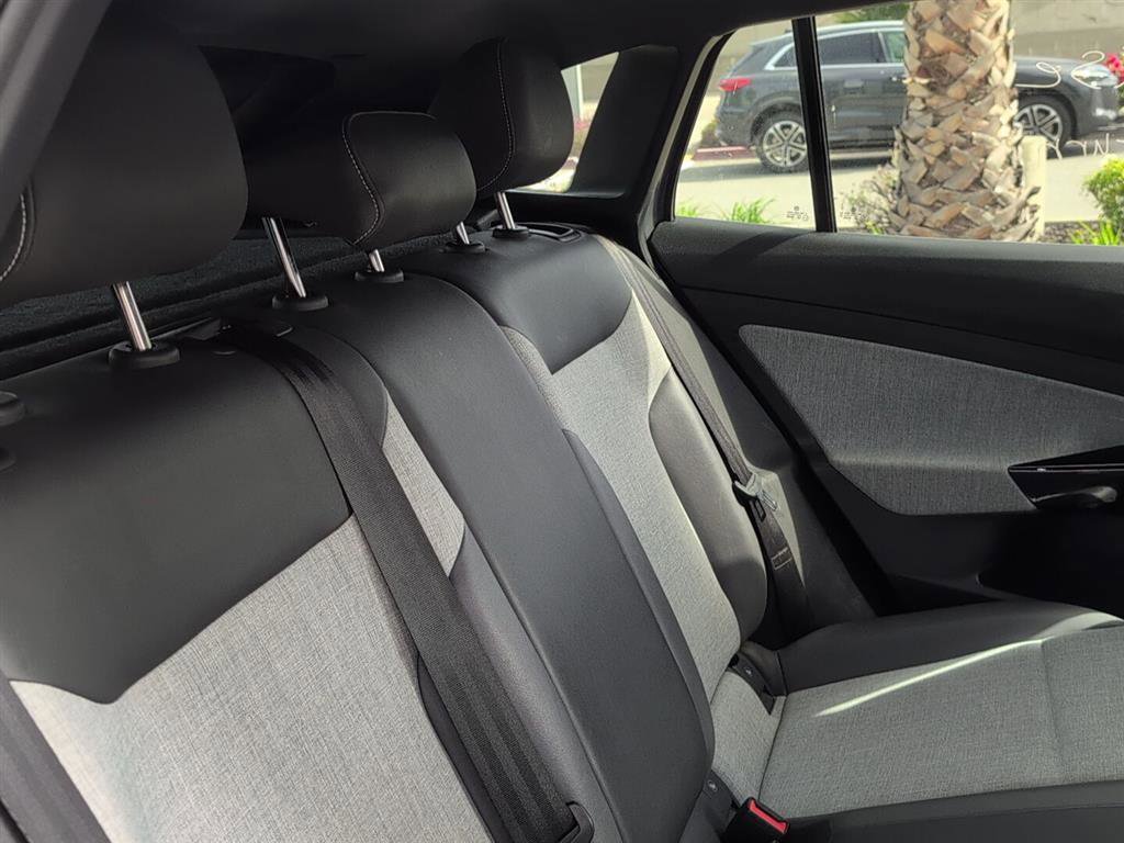 Used 2023 Volkswagen ID.4 Pro RWD image 14
