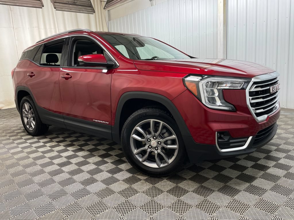 Certified 2024 GMC Terrain SLT w/ Infotainment Package II AWD/4WD image 49