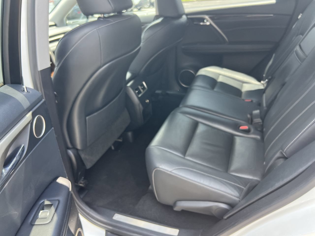 Used 2019 Lexus RX 350 AWD w/ Navigation Package image 32