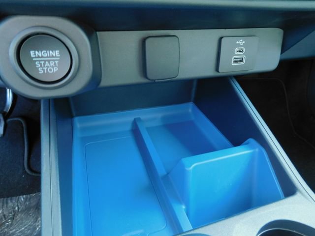 New 2025 Ford Maverick XLT w/ XLT Luxury Package image 28