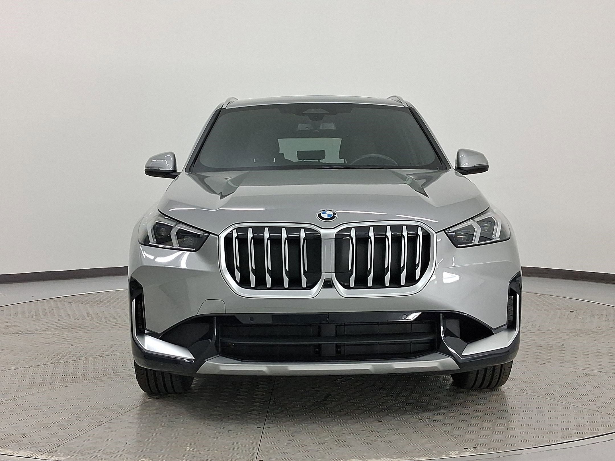 Used 2025 BMW X1 xDrive28i image 6