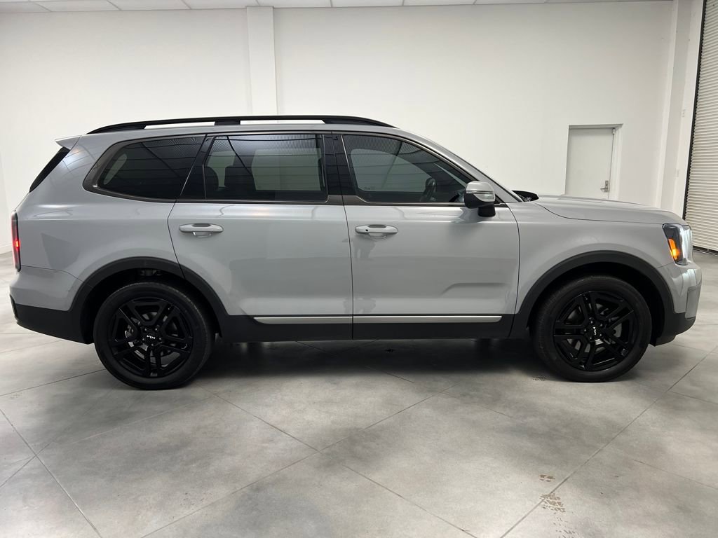 Used 2023 Kia Telluride EX X-Line image 8