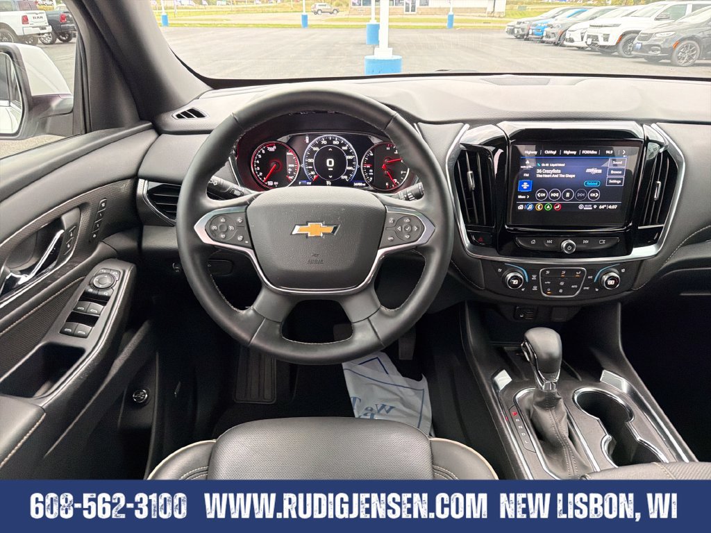 Used 2023 Chevrolet Traverse Premier AWD/4WD image 13