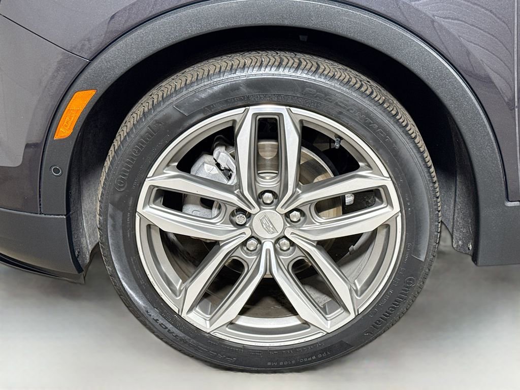 Used 2022 Cadillac XT4 Sport w/ Comfort Package FWD image 29