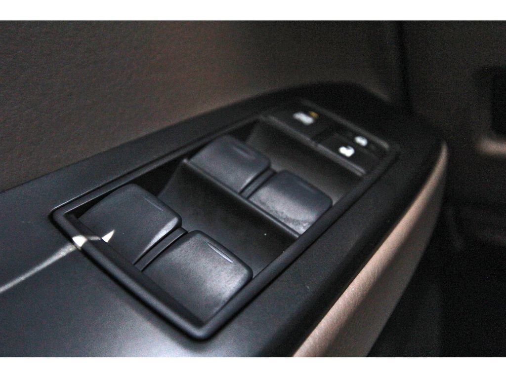 Used 2022 Lexus GX 460 Luxury w/ Off Road Package AWD/4WD image 27