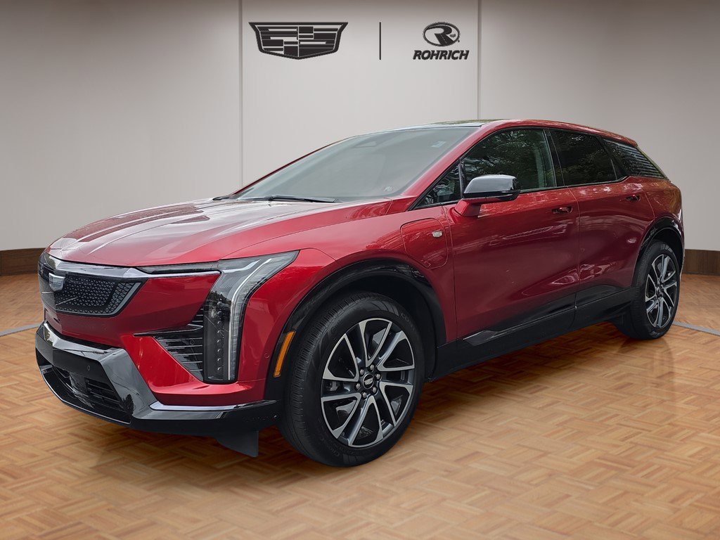 Certified 2025 Cadillac Optiq Sport 2 w/ LPO, Floor Liner Package