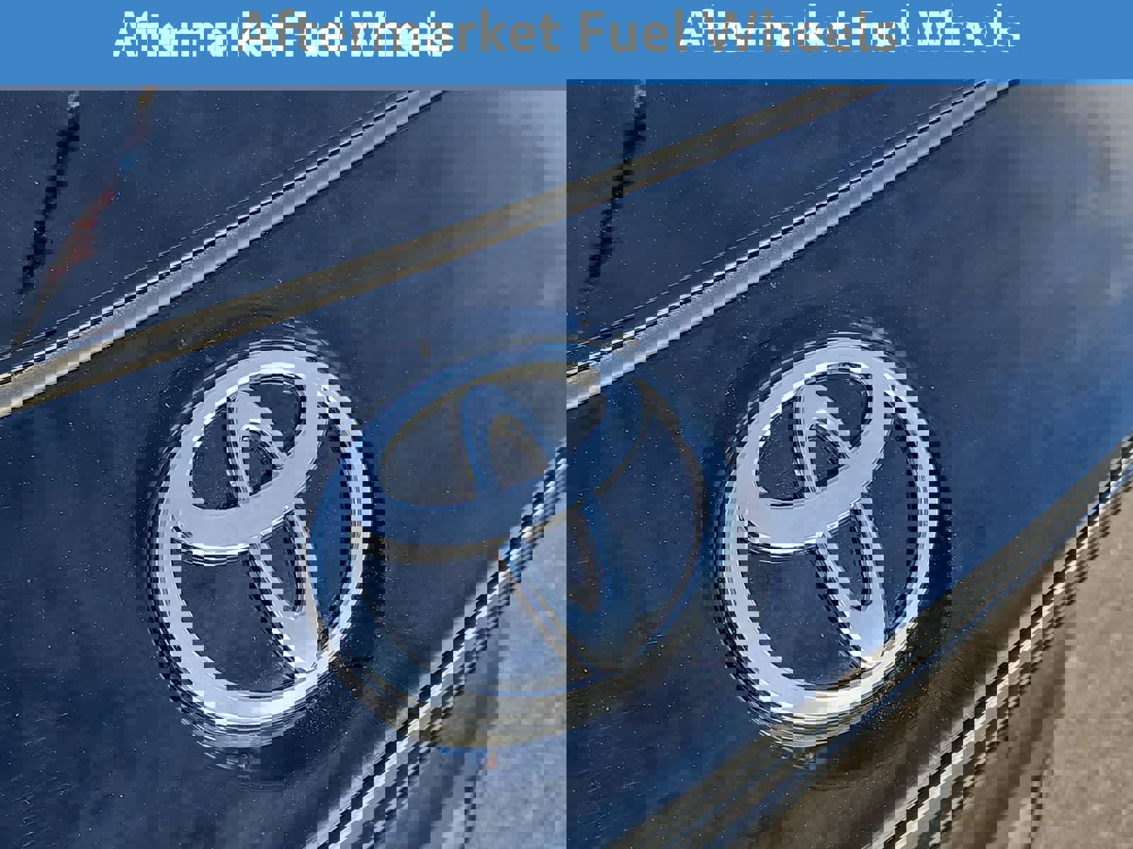 Used 2024 Toyota bZ4X XLE w/ Weather Package image 13