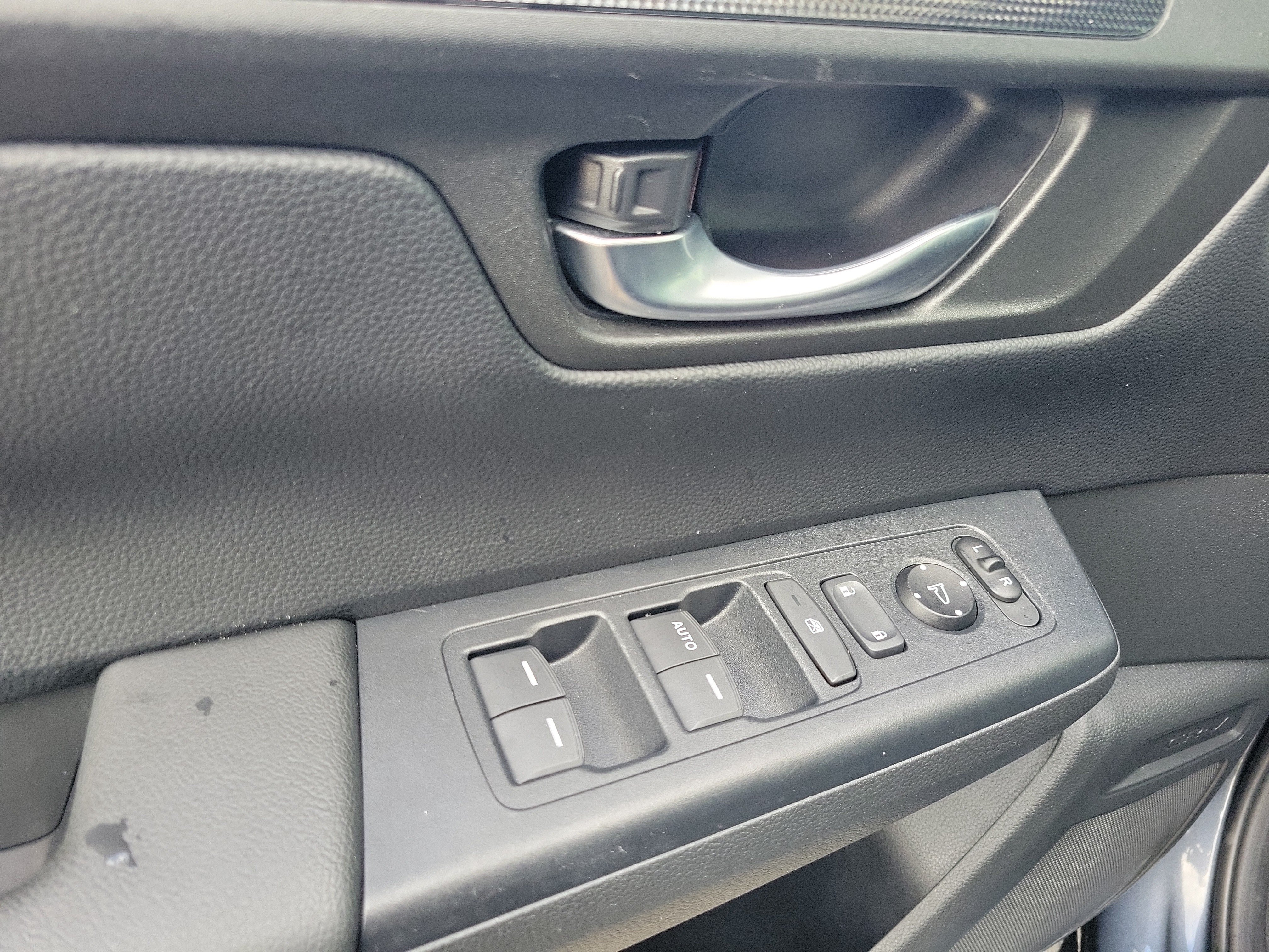 Used 2024 Honda CR-V LX image 20