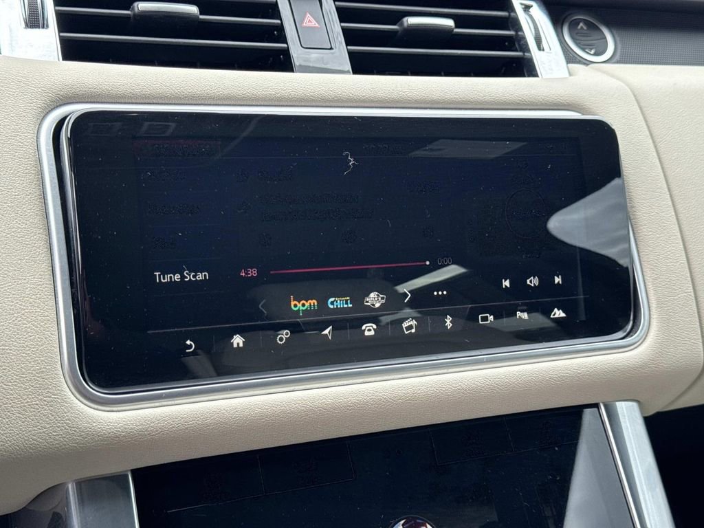 Used 2022 Land Rover Range Rover Sport HSE Silver Edition image 22