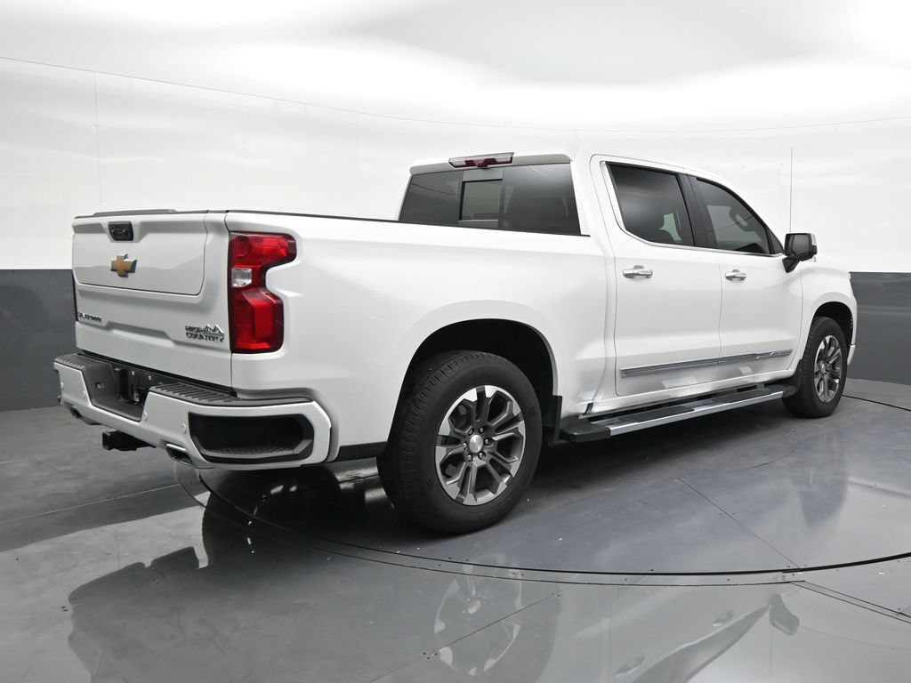 Used 2024 Chevrolet Silverado 1500 High Country w/ Technology Package RWD image 5
