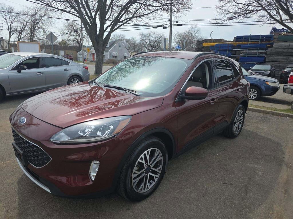 Used 2021 Ford Escape SEL image 5