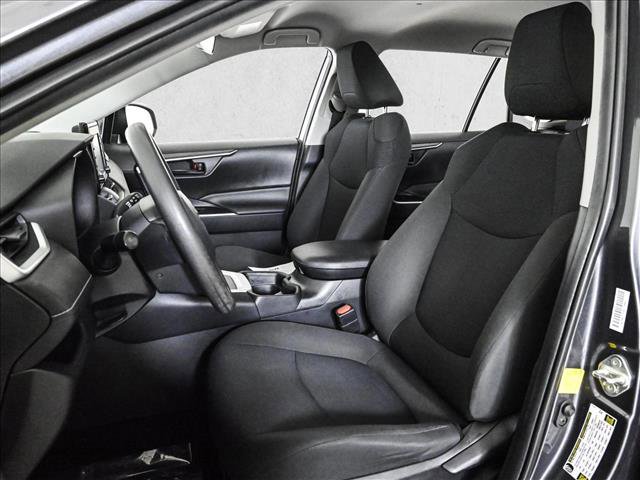 Used 2019 Toyota RAV4 LE w/ Carpet Mat Package image 16