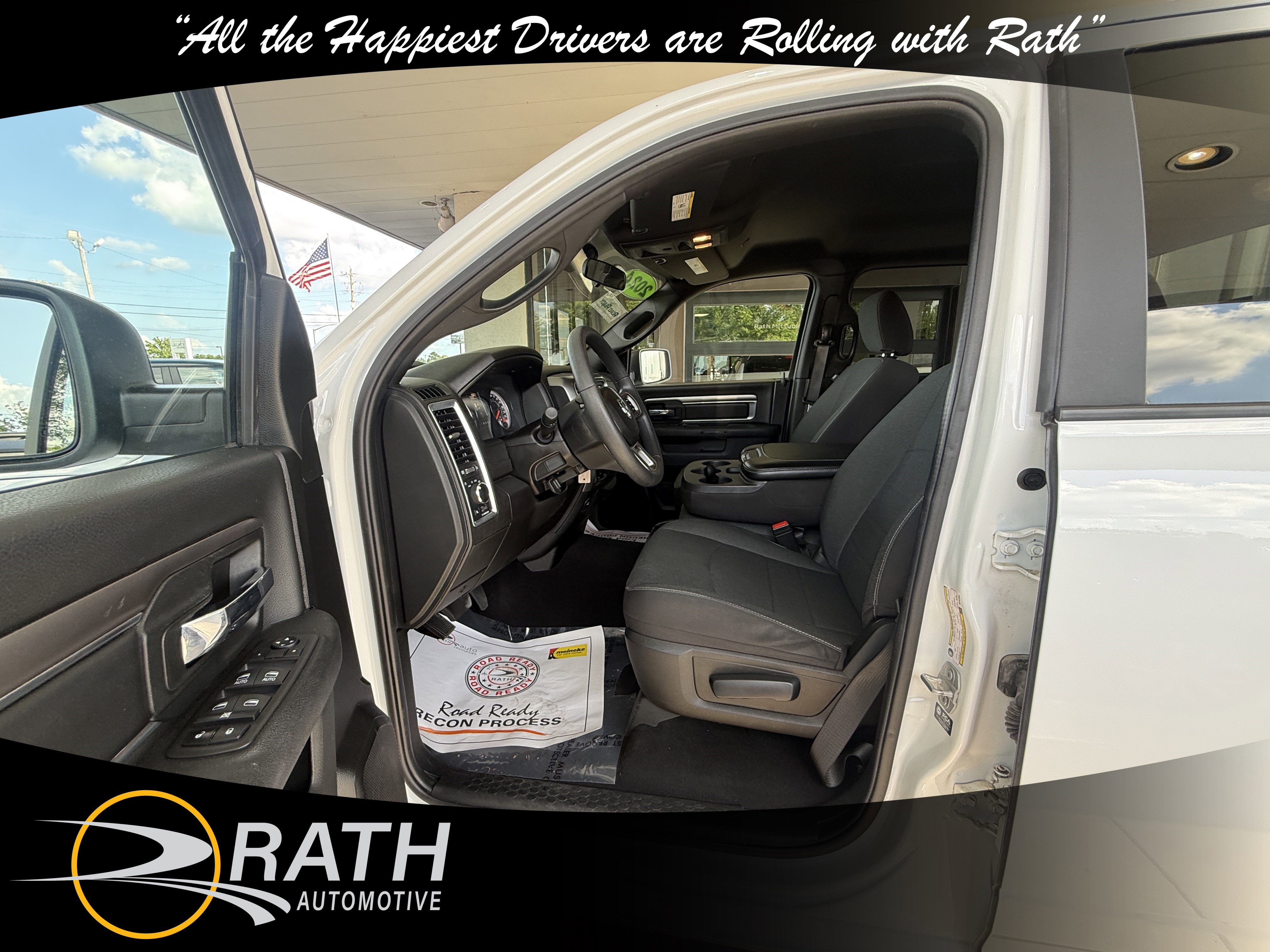 Used 2024 RAM 1500 Classic Warlock AWD/4WD image 12