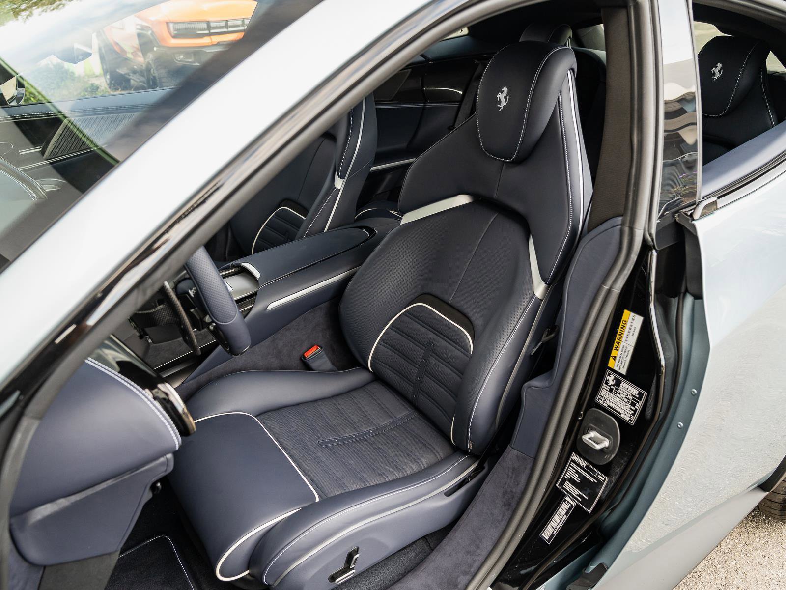 Used 2025 Ferrari Purosangue image 16