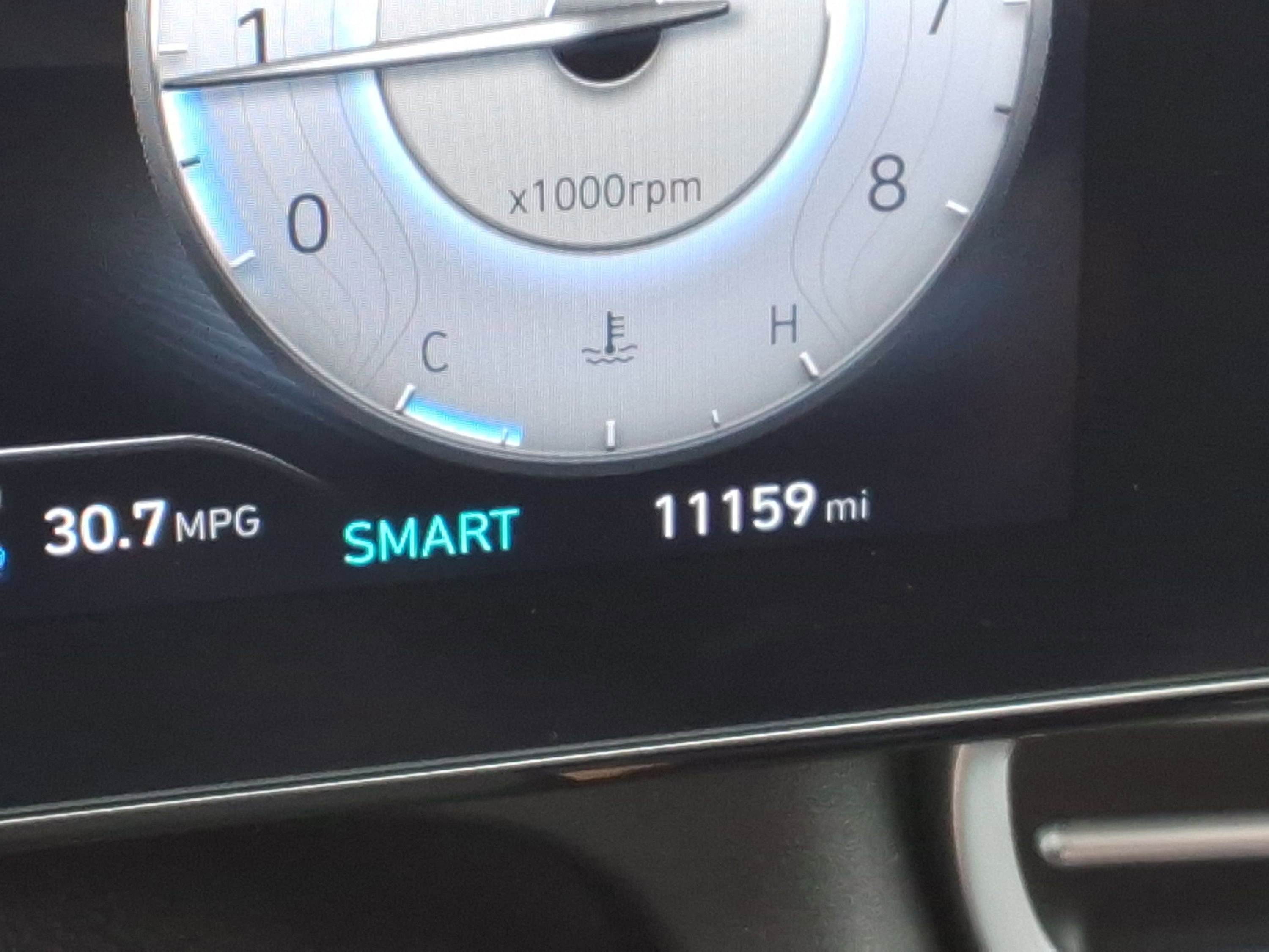 Used 2025 Hyundai Elantra SEL FWD image 13