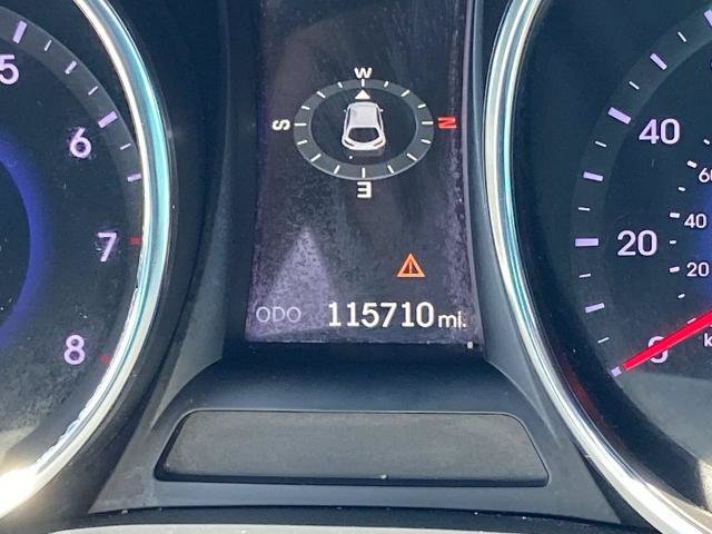 Used 2016 Hyundai Santa Fe Sport 2.0T w/ Option Group 05 FWD image 8