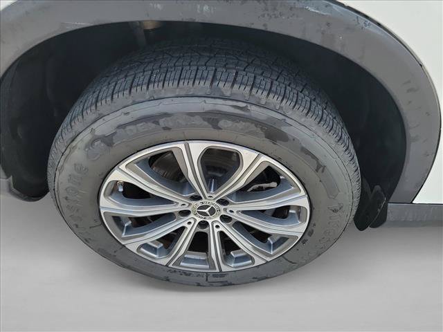 Used 2024 Mercedes-Benz GLC 300 image 11