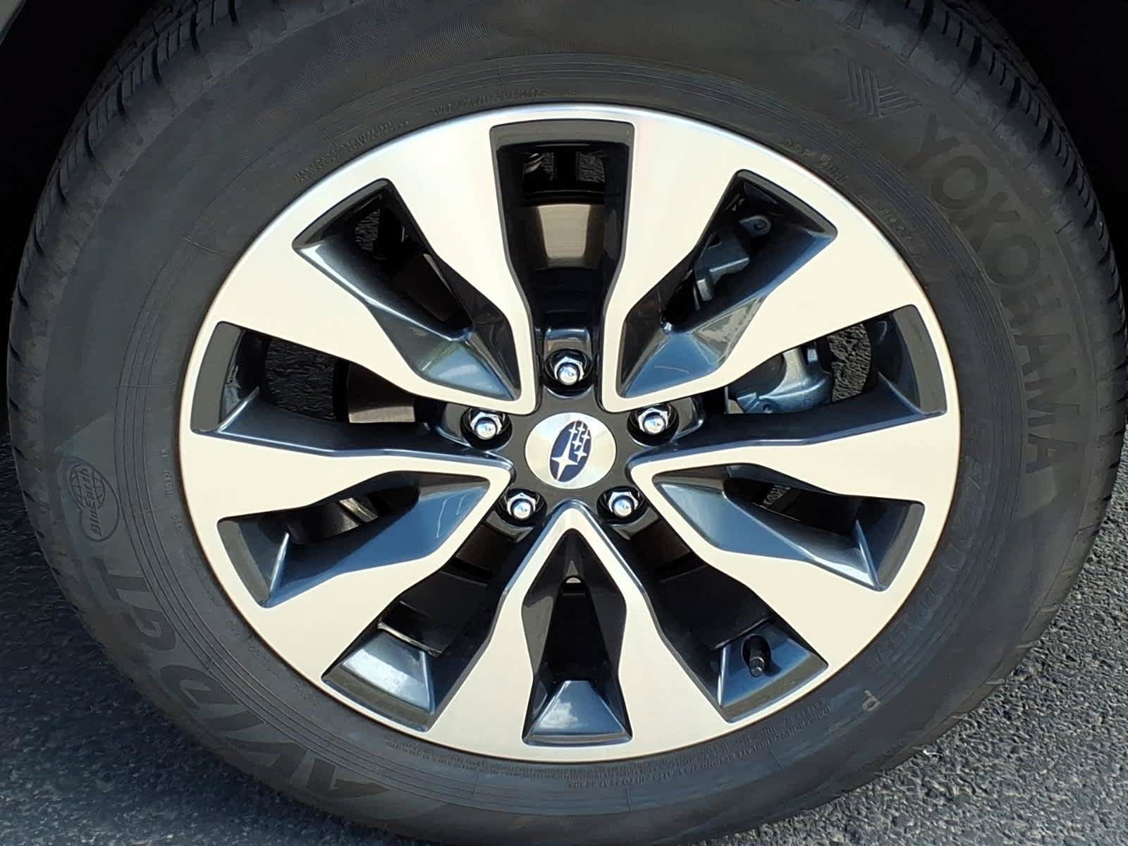 Used 2025 Subaru Outback Limited XT AWD/4WD image 11