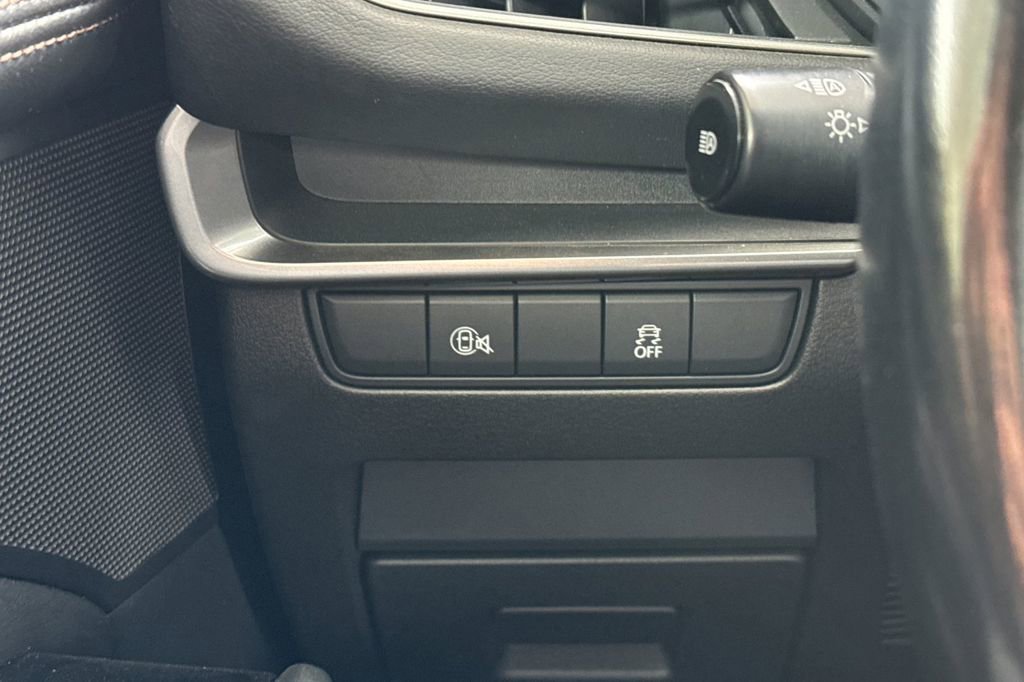 Used 2024 MAZDA MAZDA3 s FWD image 35