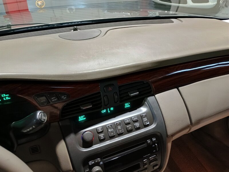 Used 2001 Cadillac De Ville FWD image 37
